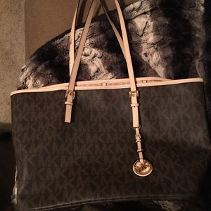 Brown Michael Kors XL Purse Logos